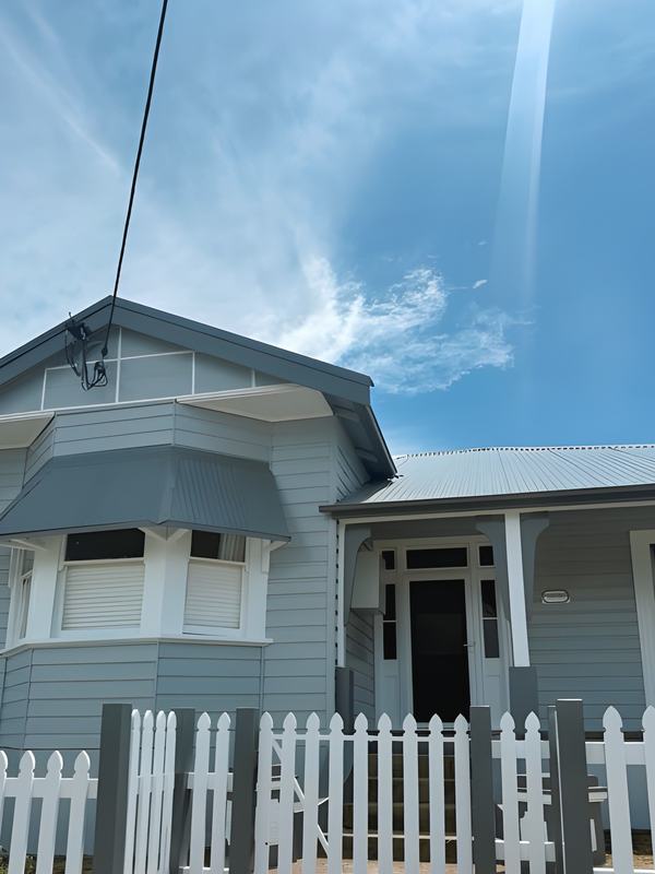 Heritage cottage and picket fence by Andrew Lindner Painting, Newcastle painters